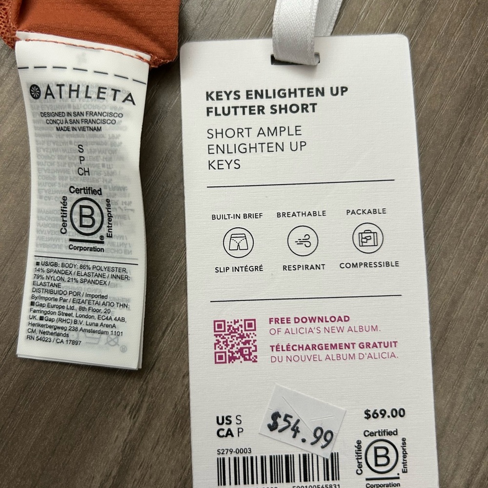ATHLETA X ALICIA KEYS NWT ENLIGHTEN UP FLUTTER SHORTS - Picture 5 of 5